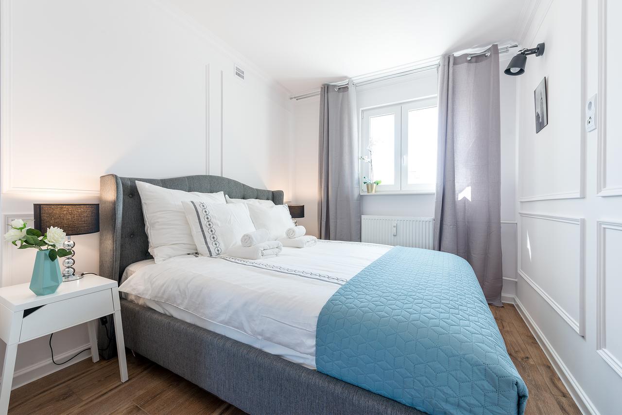 P&O Apartments Emilii Plater ワルシャワ エクステリア 写真